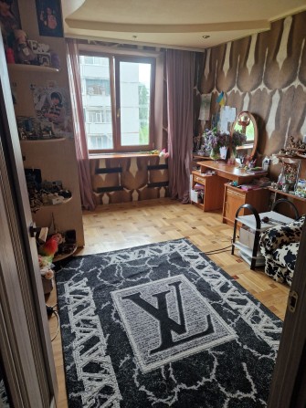 Продам 4 х комнату квартиру - фото 1