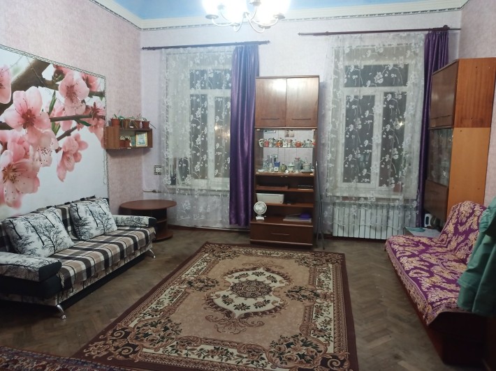 Продам комнату в коммуне,центр с 1 апреля 2025 - фото 1