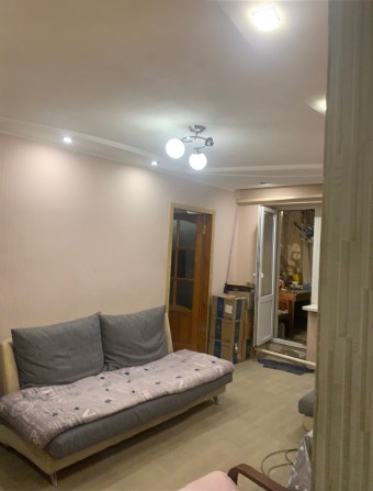 Продам 4 комнатную в центре Безлюдовки - фото 1