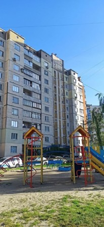 Продаж 3-к квартири вул. Милославська 31 - фото 1