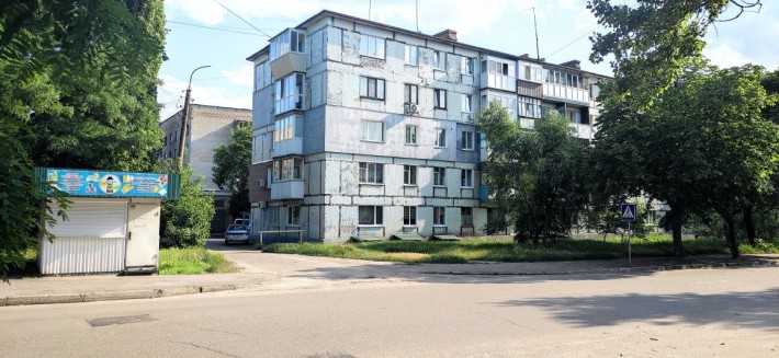 Продается 2х комнатная квартира - фото 1