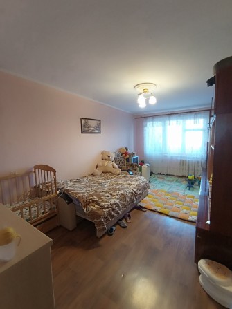Продам 2 комнатную квартиру от себя - фото 1