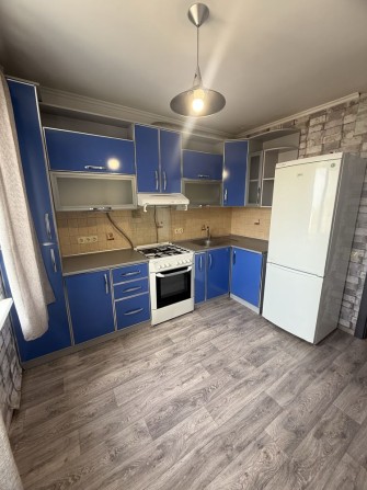 Продам 2-ком кв ул Южная - фото 1