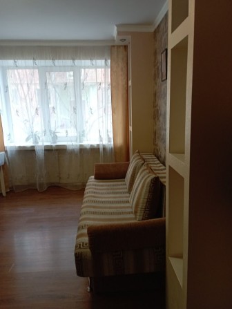 Продам 3 кімнатну квартиру в центрі міста - фото 1