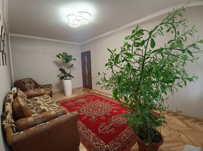 Продається 3-х кімнатна квартира в центрі м.Васильків  з індивідуальни - фото 1