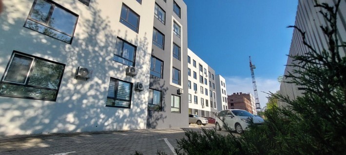 Терміновий продаж, квартира з документами в заселеному будинку ! - фото 1