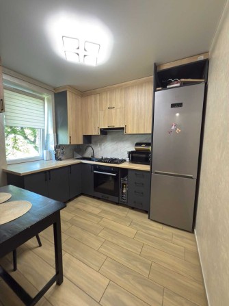 Продаж 2 кім.квартири 55 м2, вул. Коновальця, м.Дрогобич - фото 1