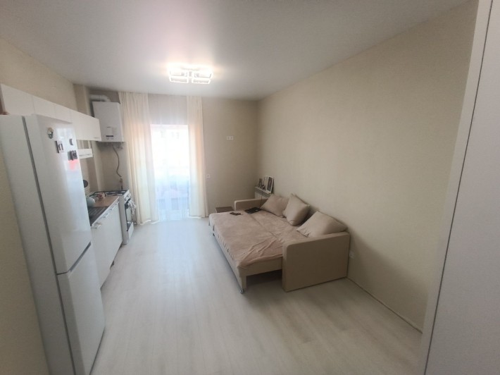 Продам квартиру студію - фото 1