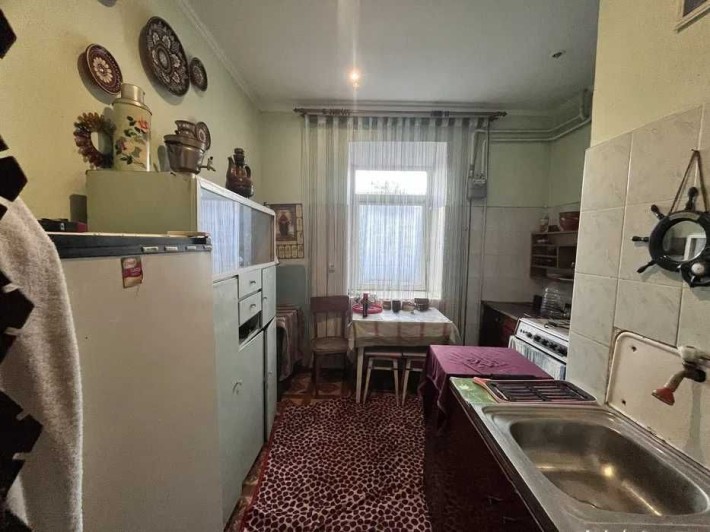 ; Продається 2-кімнатна квартира в м. Здолбунів - фото 1
