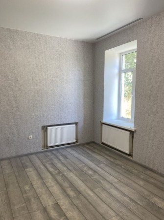 Продается 1-ком. сталинка с АГВ, 1 эт., удобно под коммерцию центр - фото 1
