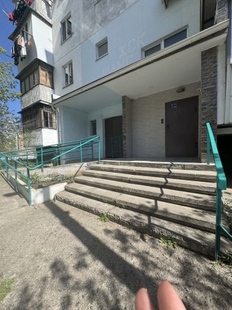 В продаже квартира в Черноморске по супер цене - фото 1