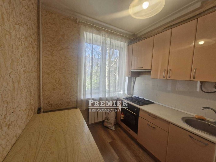 У продажу 2 кімн. квартира в м. Чорноморськ - фото 1