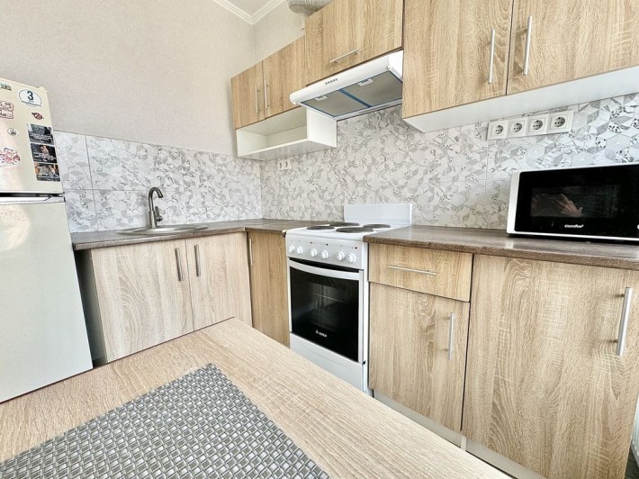 Продам студію з ремонтом у ЖК Покровський - фото 1