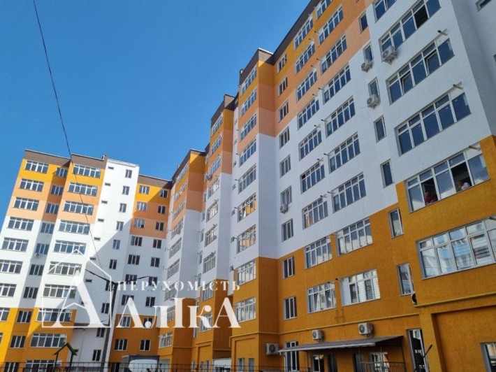Продам простору 2-кімнатну квартиру в новобудові В ЦЕНТРІ - фото 1