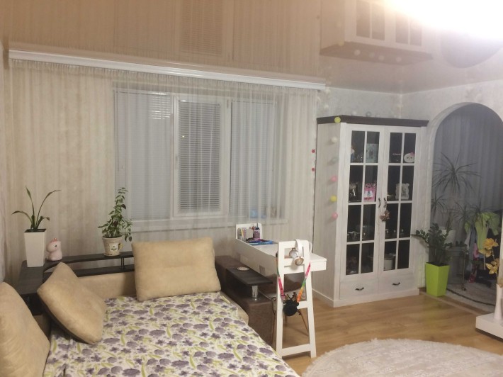 Продається 3 кімнатна квартира с - Цемзавода ремонт - фото 1