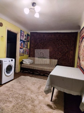 Продам 3-х кімнатну квартиру в центрі - фото 1