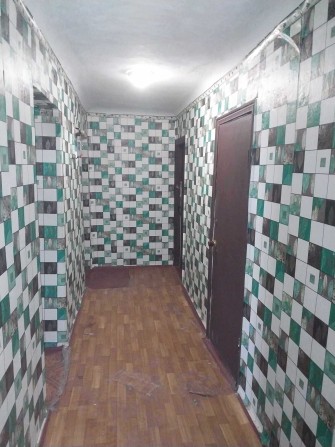 Продається секція 2 кімнати гуртожитку, р - н Центр не кутова - фото 1