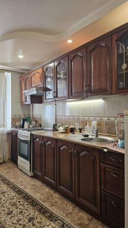 Продам 4 кімнатну квартиру в районі Ботанічного саду - фото 1