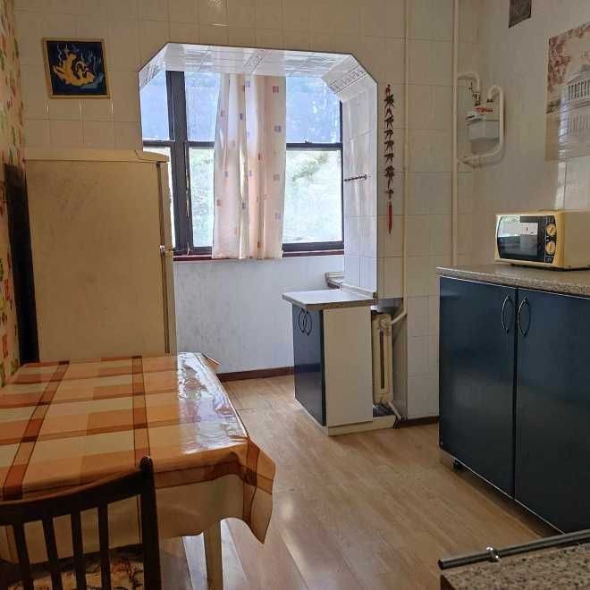 Велика трикімнатна квартира в центрі міста , морський квадрат - фото 1