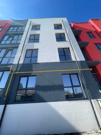 1-кімнатна 48 м² готова до ремонту, з усіма центральними комунікаціями - фото 1