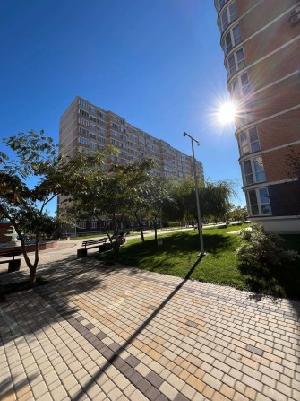 3к.квартира Кольоровий бульвар - фото 1