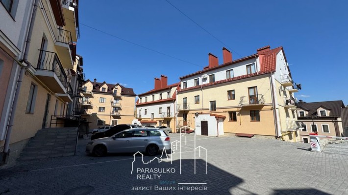 Продам 2- окімнатну квартиру в старому місті - фото 1