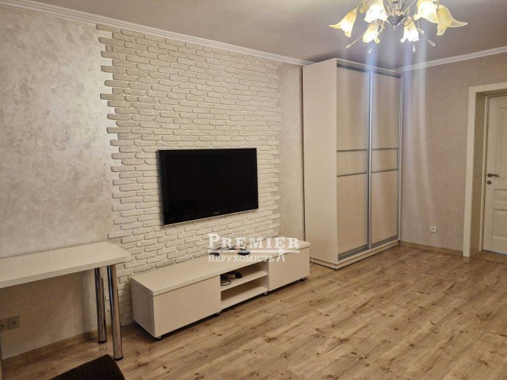 У продажу 3 кімн. квартира квадрат моря м.Чорноморськ. - фото 1