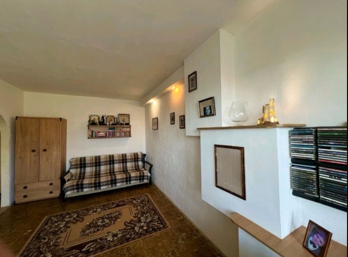 Продам 1кв на 4мн район креста - фото 1