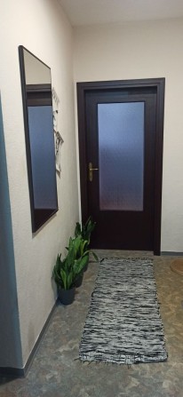 Продам квартиру в болгарському будинку - фото 1