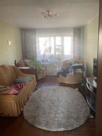Продам 4-х кімнатну квартиру - фото 1