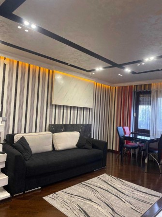 Продаж трикімнатної квартири - фото 1
