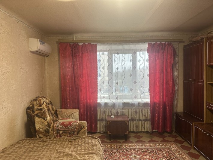 Продам 2 комнатную квартиру в кирпичном доме центр. - фото 1