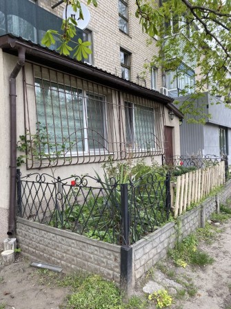Продам 2-х комнатную квартиру под бизнес - фото 1