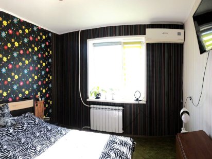 3 кімнатна квартира, на 4 поверсі не кутова. Павлоград