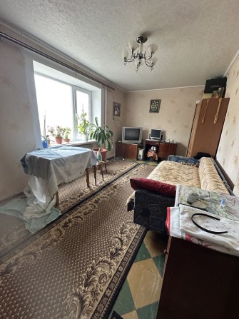 Продам 1 кімнатну квартиру у центрі міста - фото 1
