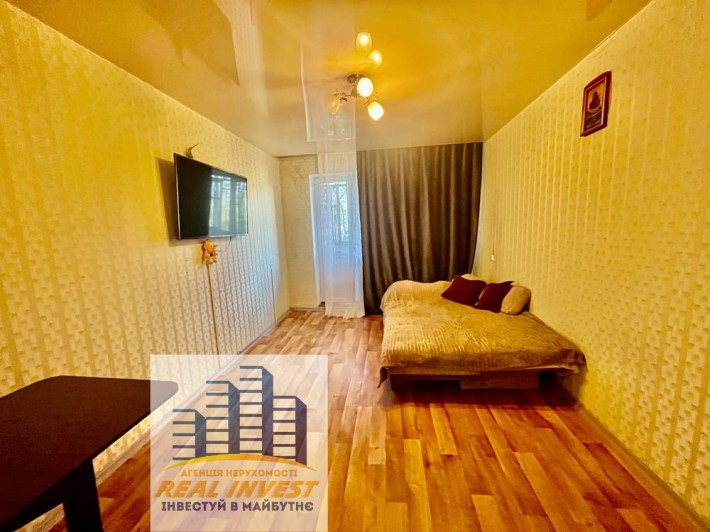 Продам 2 х комнатную район рынка - фото 1