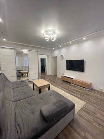 Продаж сучасної 2к /квартири Сталінки  в Центрі міста !Після ремонту ! - фото 1