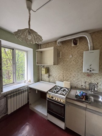 Продается 2 комнатная квартира. Центр. Славянск. - фото 1