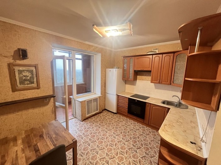 Соснова ,7  квартира 39м2 - фото 1