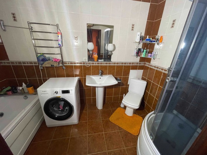 Продаж 2к Виставка LIN 38284 - фото 1