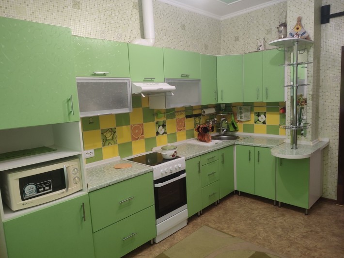 Продам 2 - ох кімнатну квартиру в Чугуїві (Башкіровка) - фото 1