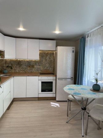 Квартира в Хмельницькому: 3 кімнати, 52 м² - фото 1