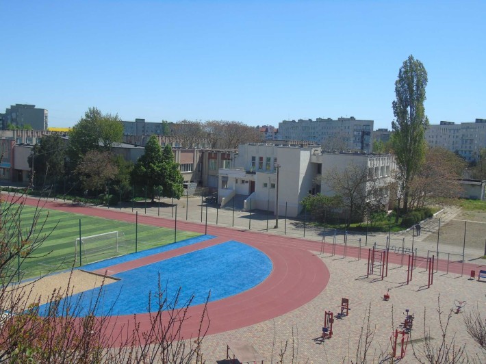 Продам безпечну 4х кімнатну квартиру від власника на 3му поверсі - фото 1