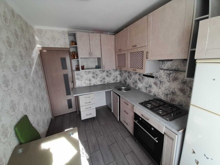Продаж 3 к квартири Виставка косметичний ремонт 66 м2 - фото 1