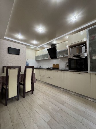 3 к квартира Продаж з АГВ, на Лілі  Ратушній - фото 1