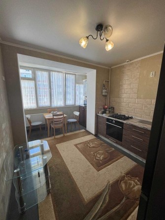 Продаж 2к квартири з ремонтом р-н Озерна - фото 1