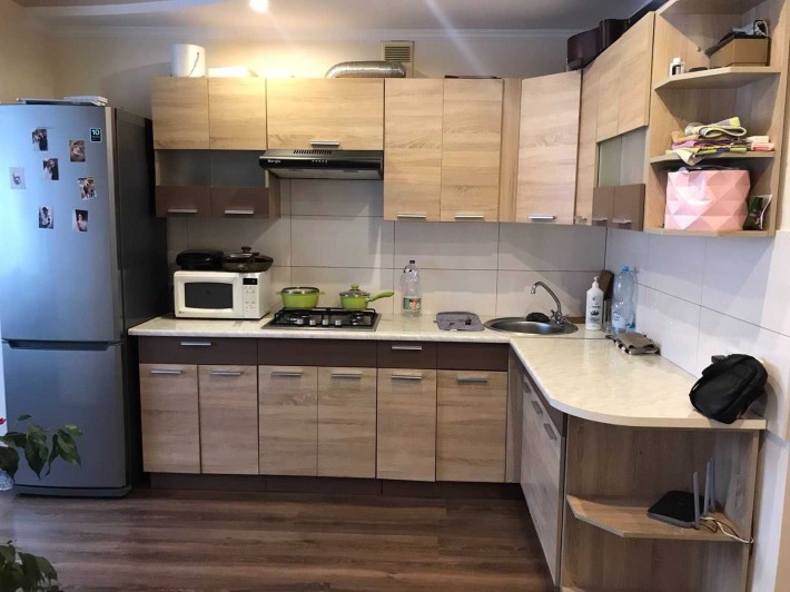 1к квартира з ремонтом РАУШ!!! Комірка на поверсі  в ПОДАРУНОК!!!38520 - фото 1