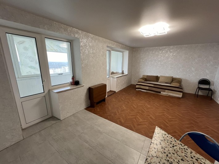 Купівля 2-кімнатної квартири, 10/10 поверх, 72 м², Хмельницький - фото 1