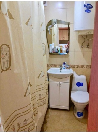1 кімнатна кв в Центрі! Металопластик, меблі, техніка - фото 1