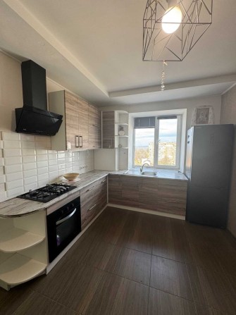 1к квартири 43 кв.м/Виставка/з ремонтом - фото 1